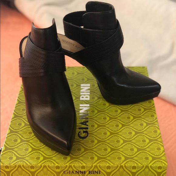 🔶FALL SALE: DISCOUNTS OFF ENTIRE CLOSET🔶 - Picture 13 of 16